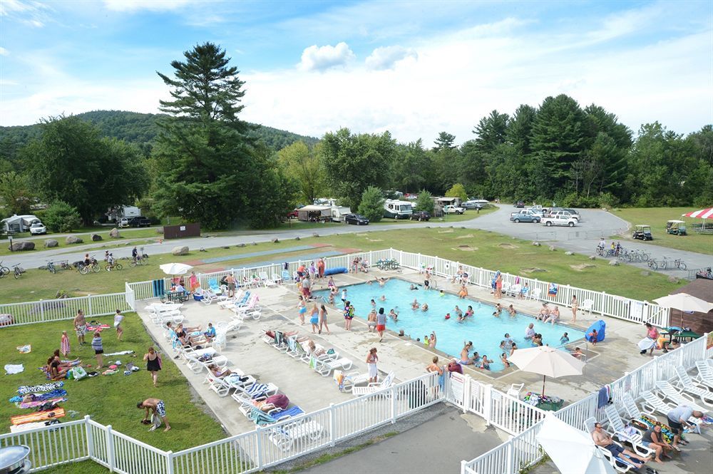 Lake George Escape - Campground Warrensburg Bagian luar foto