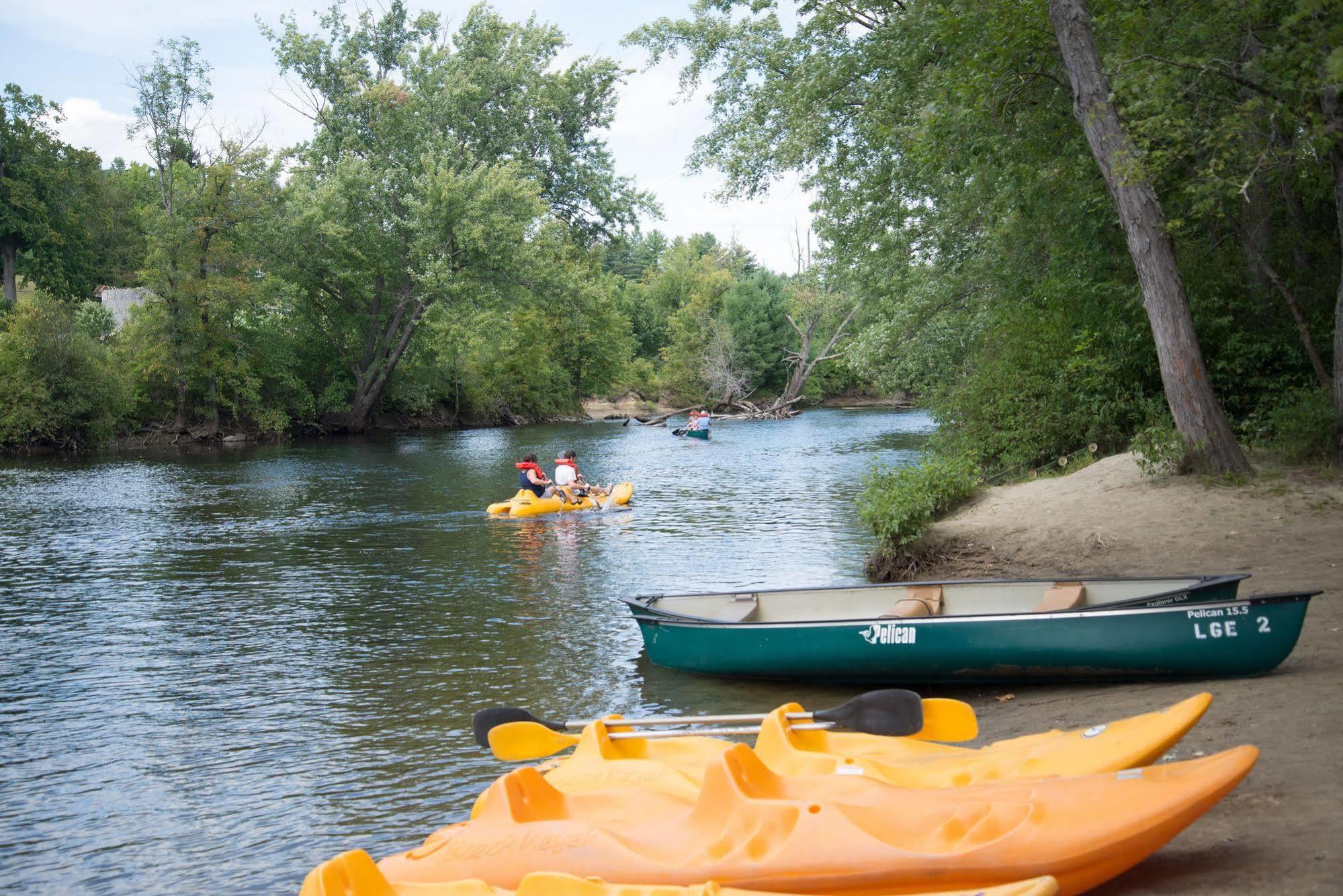 Lake George Escape - Campground Warrensburg Bagian luar foto